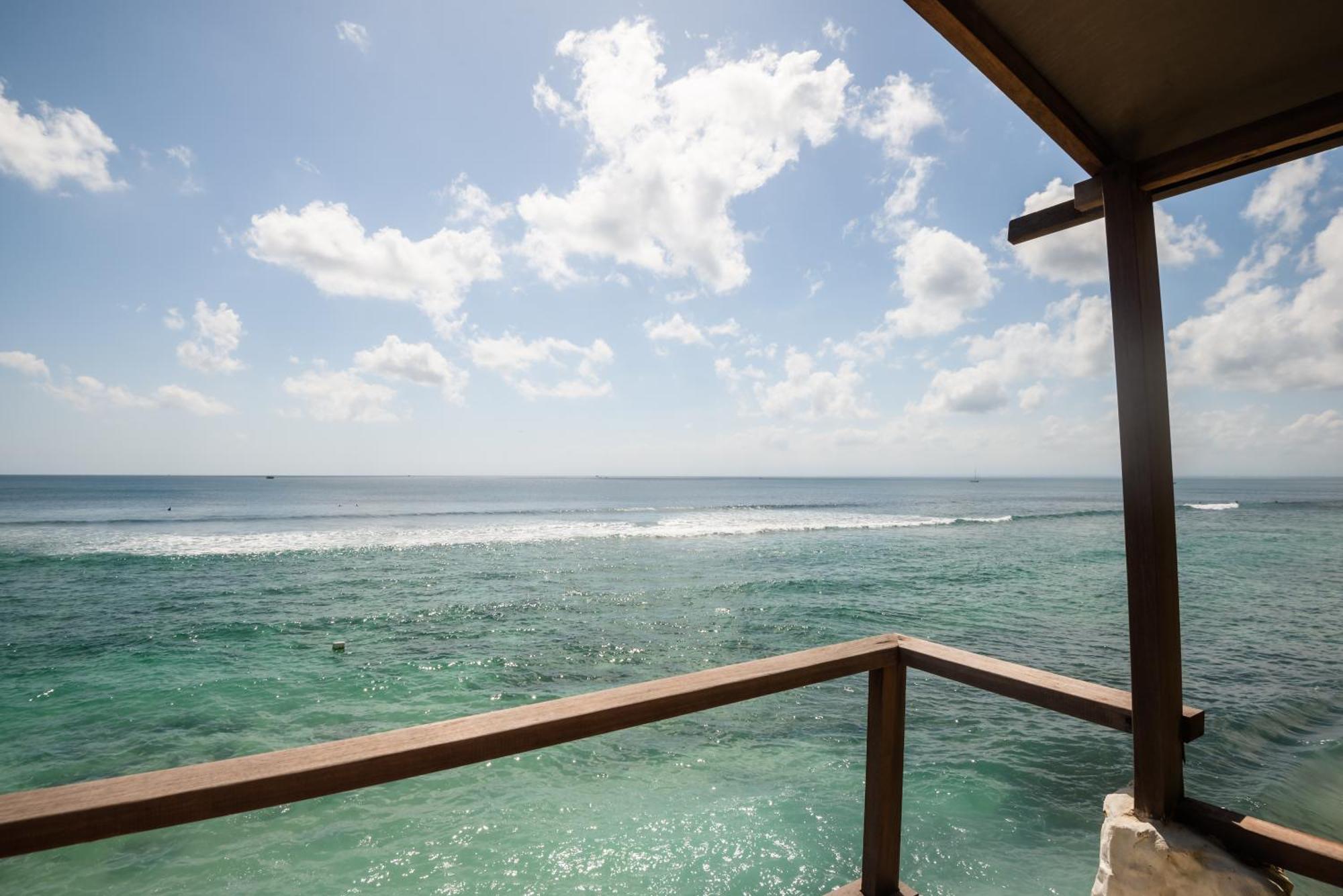 Rock'n Reef Hotel Pecatu Buitenkant foto