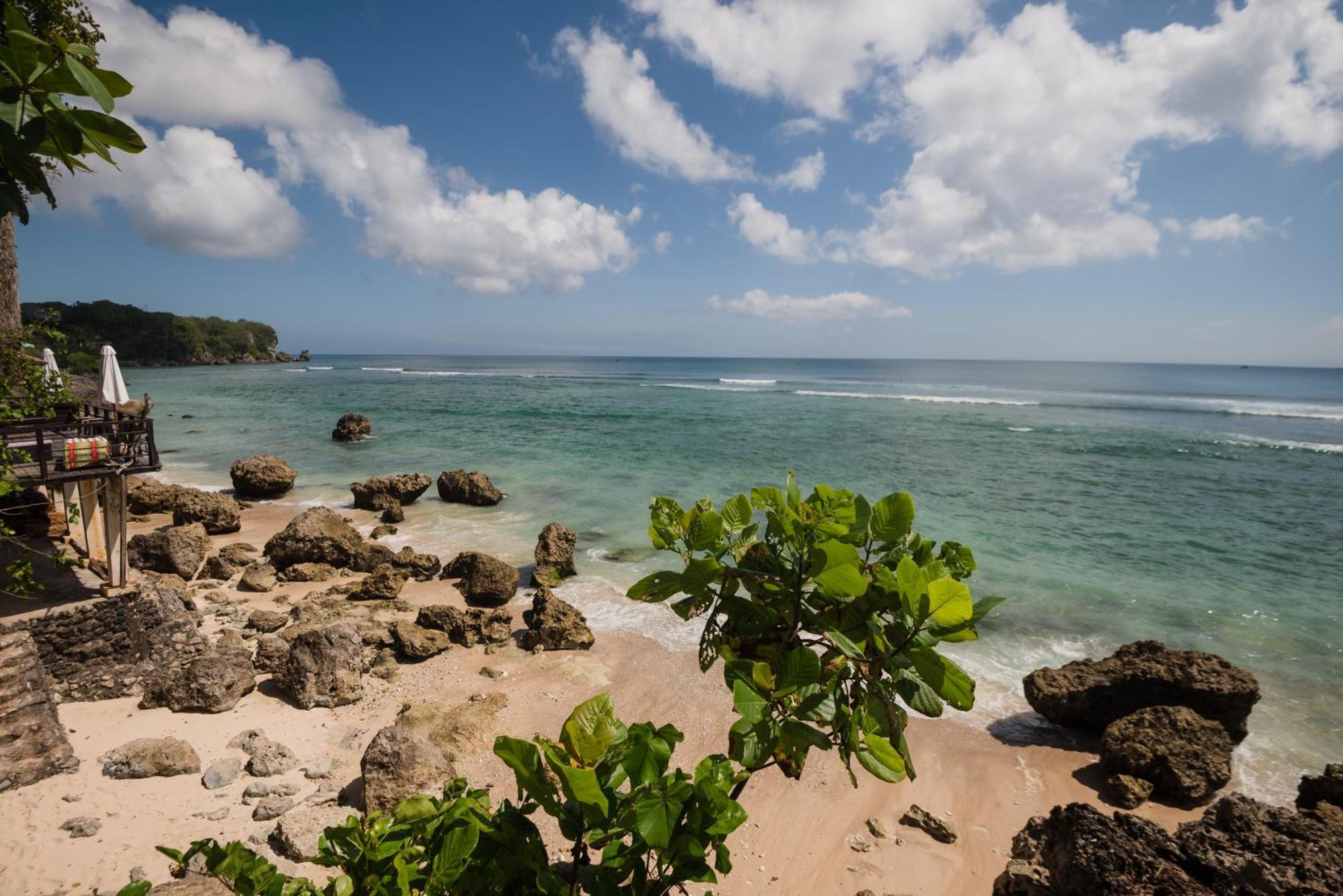 Rock'n Reef Hotel Pecatu Buitenkant foto